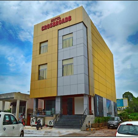 Hotel Cross Road By Wb Inn Unnao Exterior foto